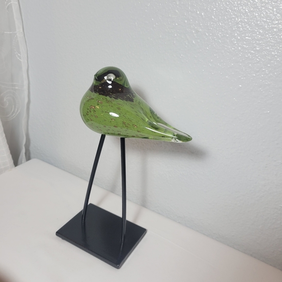 💚💚 SPECKLED GLASS BIRD WITH LONG METAL LEGS GREEN - Picture 6 of 10